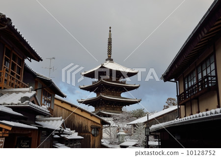 Hokkaido Temple, Yasaka Tower Hokkaido Temple, Yasaka Tower 10128752