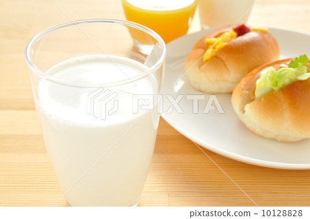 牛奶早餐 10128828