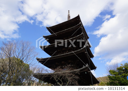 Hogetsuji Five-story Tower "Yasaka Tower" Hogetsuji Five-story Tower "Yasaka Tower" 10131314