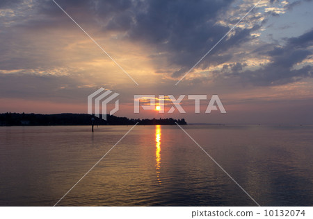 lake constance 10132074