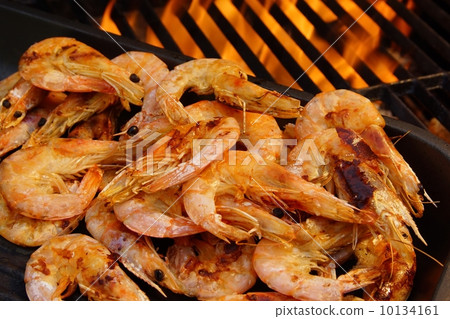 Grilled Prawns on open BBQ fire, XXXL Grilled Prawns on open BBQ fire, XXXL 10134161
