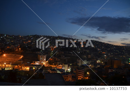 Night view of Amman 10137733