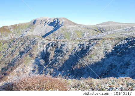 Nasu Mikomi fountain in early winter 10140117