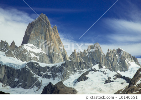 Mount Fitz Roy in the Patagonia region 10140551