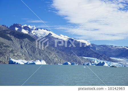 Uppsala glacier in Patagonia region 10142963