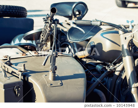 Machine gun mounted on the veteran sidecar 10143948
