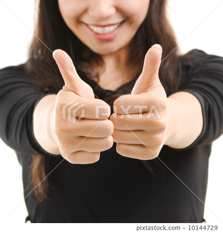 Thumbs up sign 10144729