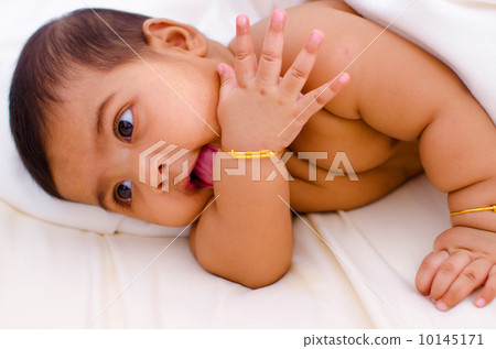 Indian baby Indian baby 10145171