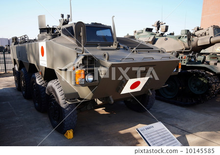 Cougar (96 type wheel armored car) Ground Self Defense Force public relations center (Rikkunland) 10145585