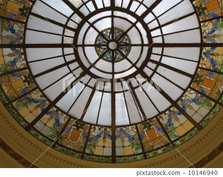 Ceiling stained glass 10146940