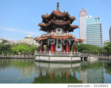 Taiwan No. 228 peace park 10146941