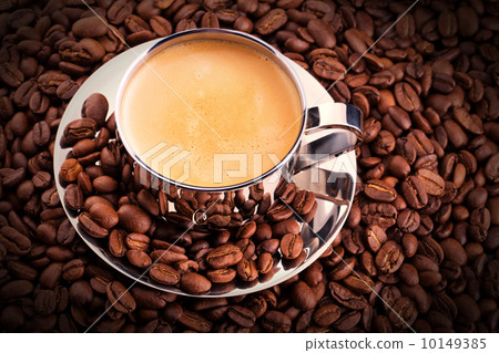 cup of Coffee with beans cup of Coffee with beans 10149385