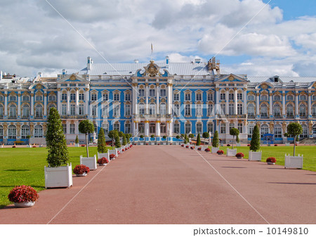 Catherine Palace in Saint Petersburg Catherine Palace in Saint Petersburg 10149810
