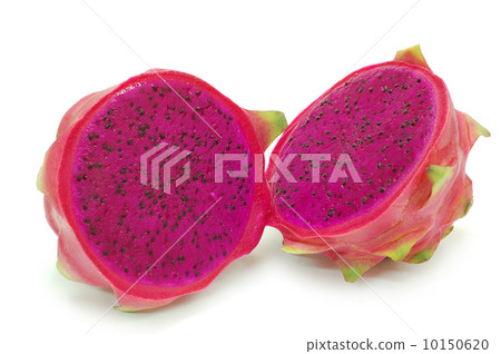 dragon fruit cut in half 10150620