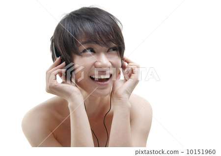 Listening to music Listening to music 10151960