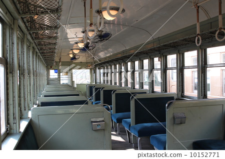 舊的單側鐵路312型車輛 10152771