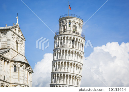 Piazza Miracoli Pisa 10153634