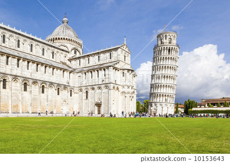 Piazza Miracoli Pisa 10153643