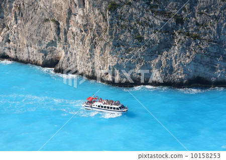 Amazing beach Navagio in Zakynthos, Greece 10158253