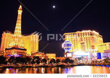 Night view of Las Vegas in the USA · Las Vegas Night view of Las Vegas in the USA · Las Vegas 10159815