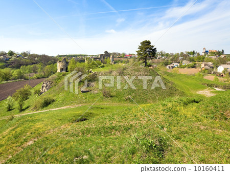 Ancient fortress ruins Ancient fortress ruins 10160411