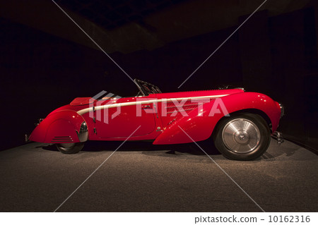 Vintage historic 1947 Delahaye Type 135MS Guillore Roadster auto  10162316