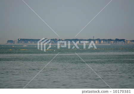 Large scale reputation as seen from Uozu 10170381