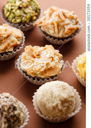 chocolate candy 10171054