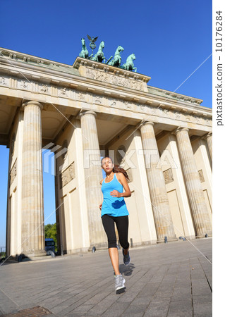 Berlin lifestyle - running woman in Germany Berlin lifestyle - running woman in Germany 10176284