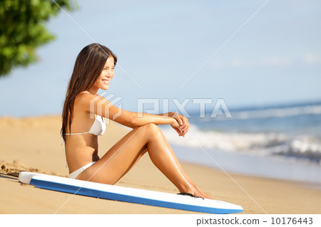 Beach lifestyle people - woman enjoying summer Beach lifestyle people - woman enjoying summer 10176443