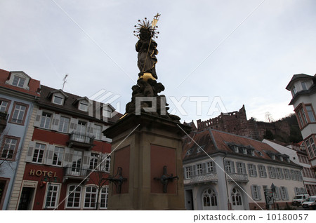 海德堡的麥當娜雕像 10180057