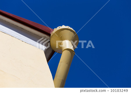 Rain gutters on old home 10183249