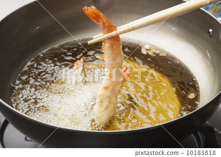 Cooking Lee scene of Tennessee Luo 10183818