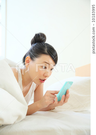 神奇的女人(遲到的床/晚) 神奇的女人(遲到的床/晚) 10183995