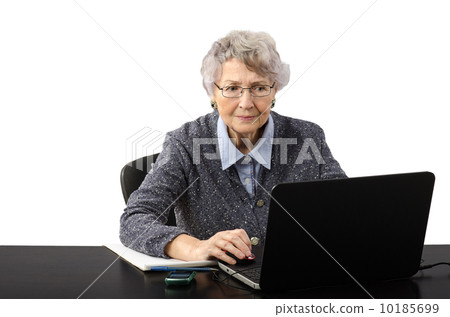 Business woman watching suspicious news on the internet Business woman watching suspicious news on the internet 10185699