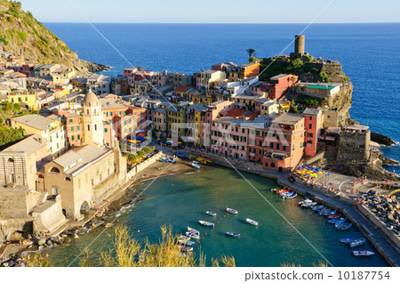 Italian Cinque Terre Vernazza Street 10187754