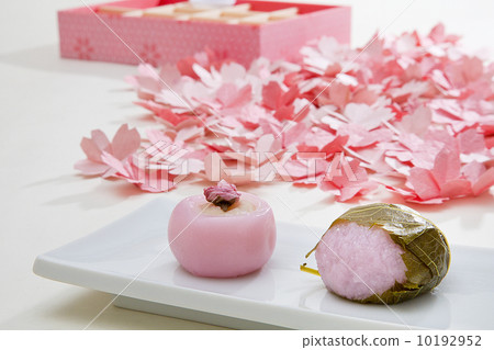 Japanese sweets · Sakura mochi · Sakura Manju 10192952