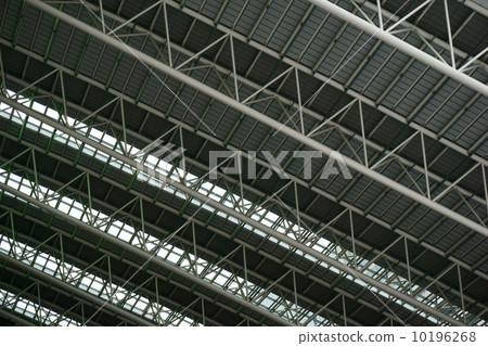 Osaka Station 10196268