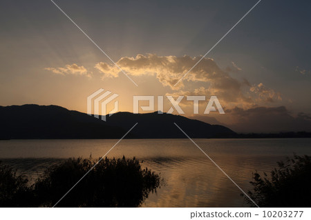 從河口湖看到的黎明 10203277