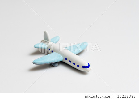 airplane airplane 10218383