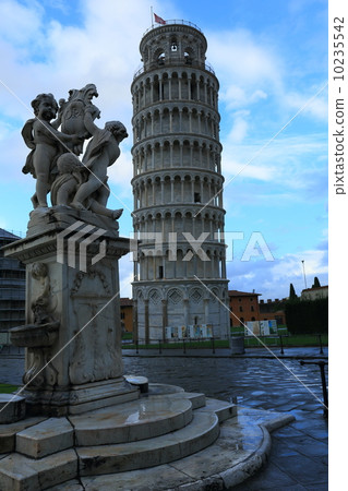 Pisa Pisa 10235542