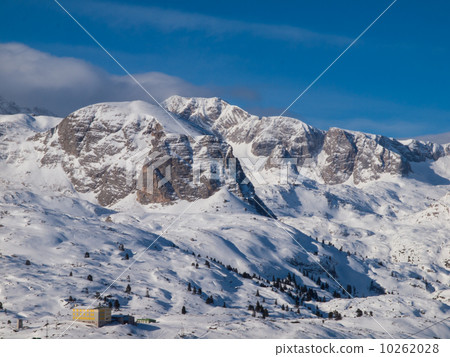 Dachstein mountain 10262028