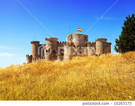 Medieval castle in Belmonte Medieval castle in Belmonte 10263175