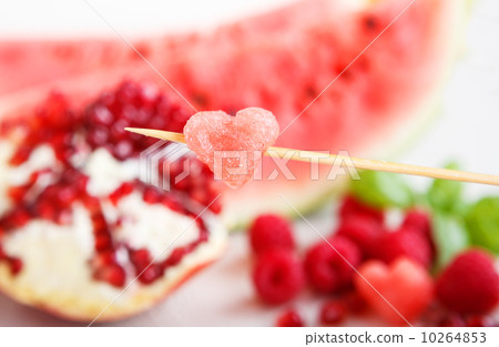 Fresh organic fruits and berrys: rapsberyy, watermelon, pomegran Fresh organic fruits and berrys: rapsberyy, watermelon, pomegran 10264853