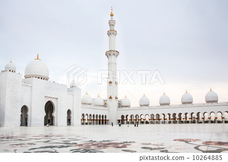 Sheikh Zayed mosque at Abu-Dhabi, UAE Sheikh Zayed mosque at Abu-Dhabi, UAE 10264885