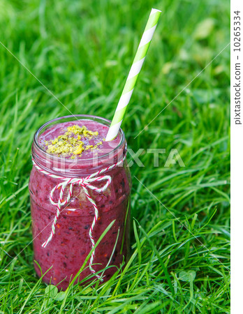 Fresh smoothie drink with different berries as healthy breakfast 10265334