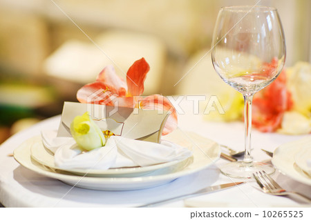 Elegant table set in soft creme for wedding or event party. 10265525