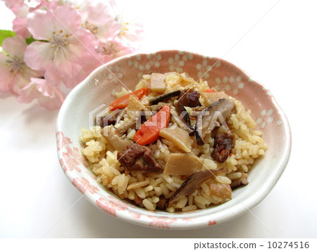Spring taste bamboo shoots rice Spring taste bamboo shoots rice 10274516
