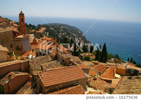 Red roof and blue sea Red roof and blue sea 10275636