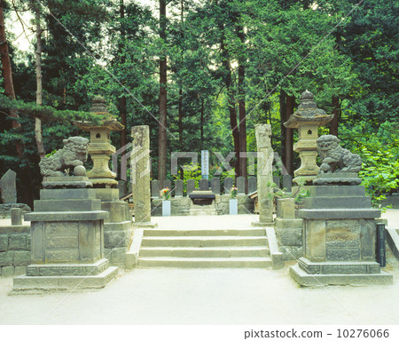 The grave of white tiger corps Iimoriyama 10276066